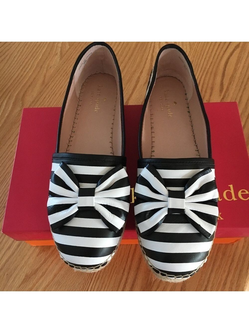 🌺 HOST PICK 🌺 Authentic Kate Spade leather espadrilles - Picture 3 of 8